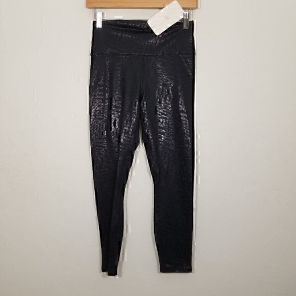 NWT Fabletics Printed High-Waisted Legging Black Size S